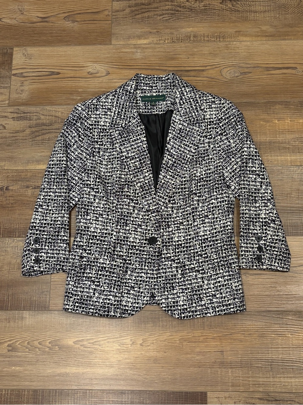 Harve Benard Black and White checkered abstract Blazer